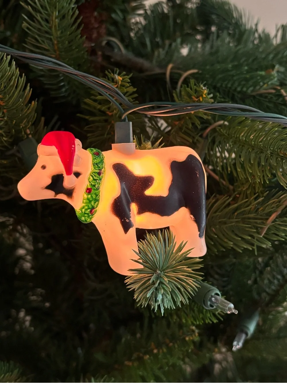 Vintage 1990 Holiday Cow string lights (10 cows)